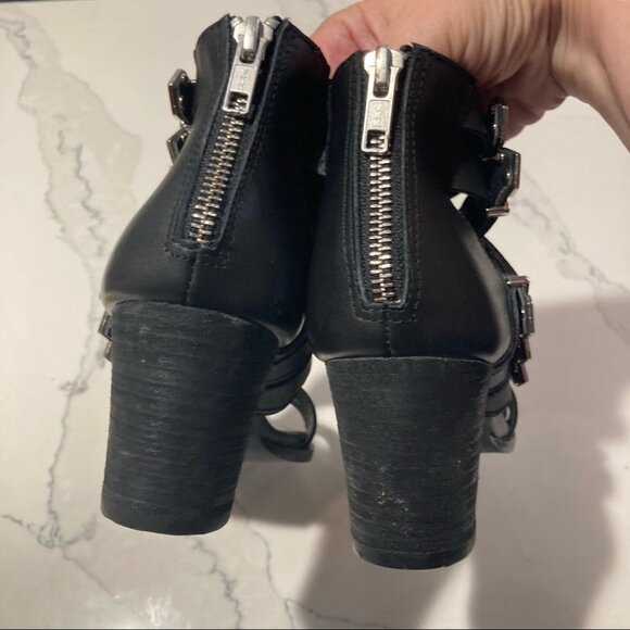 SHELLYS LONDON Sz 5 Stacked 2.5” Heel Buckle Accents Sandals - Picture 6 of 10